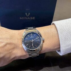 ミナセのお時計をお買い上げ頂きまして、有難うございます！